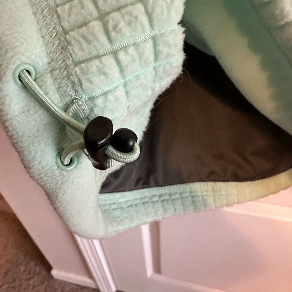 Woman’s Mint Green Fleece Jacket with Hunter Green Accents - Picture 8 of 12